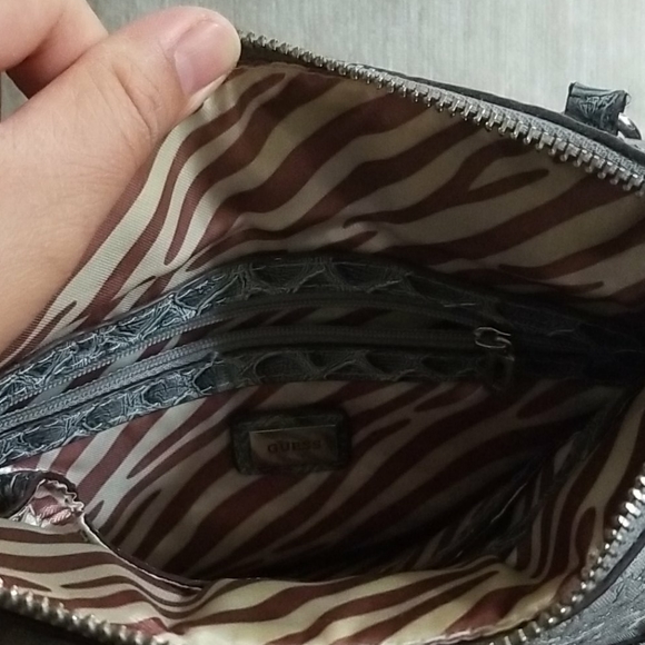 Guess crossbody bag - Picture 3 of 6